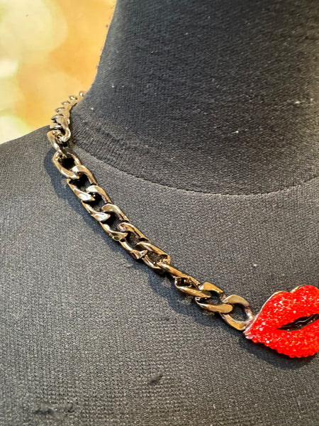 Chunky Diamante Lips Necklace