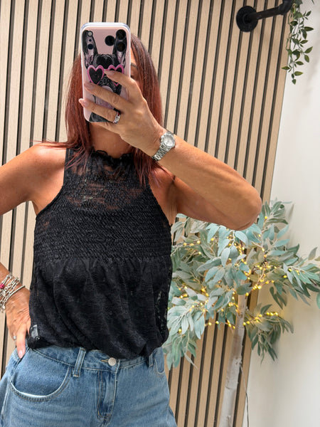 Lace shirred panel Top