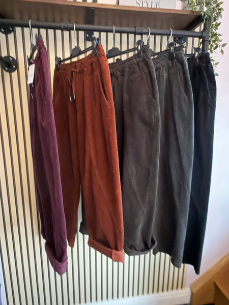 Jumbo Cord Barrel leg Trousers