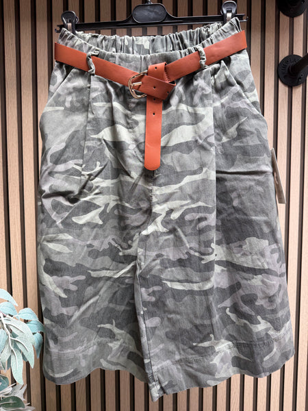 Smart Bermuda Shorts