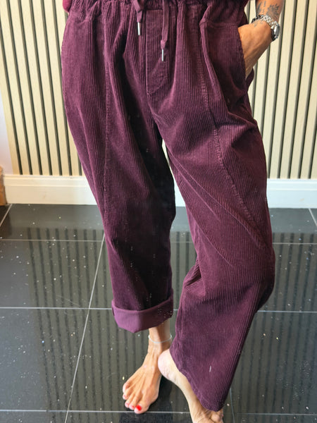 Jumbo Cord Barrel leg Trousers
