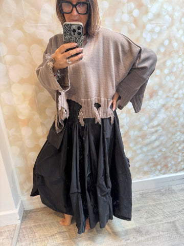 ID Distressed Cropped Jumper