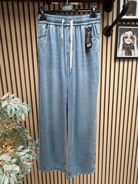Basic Jogger Style Jeans