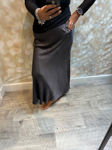 Silky longline Skirt
