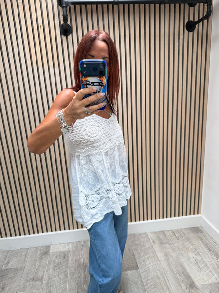 Crochet broderie anglaise top