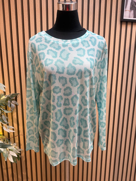 Curve Sheer Layering Top