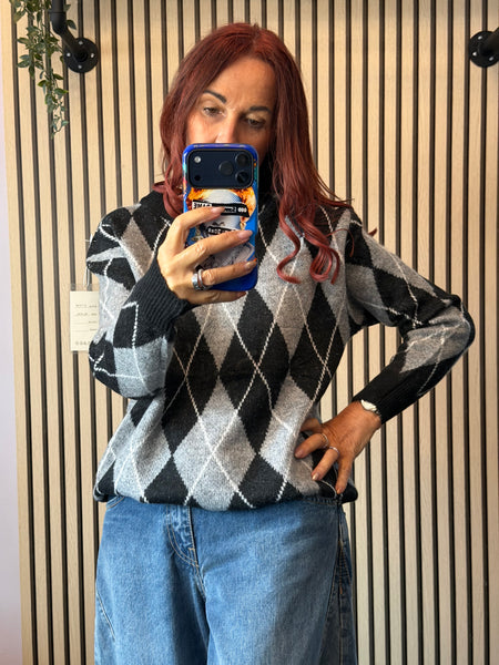 Argyle  soft knit jumper
