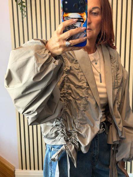 Rouched front jacket