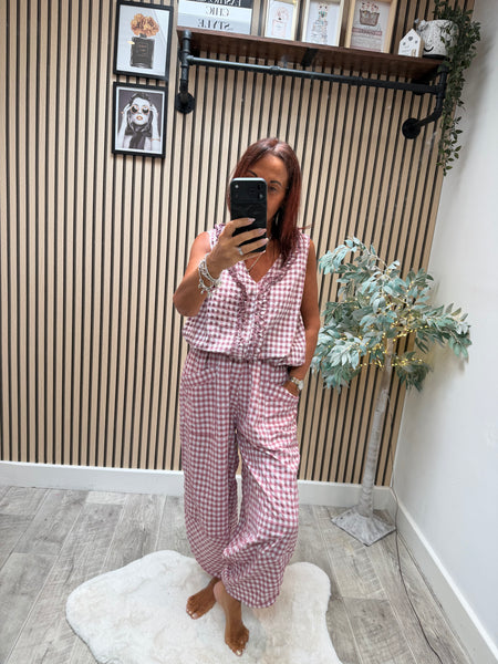 Gingham V neck top