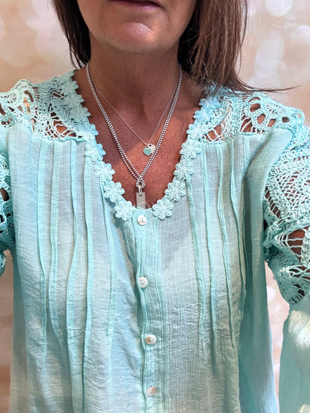 Crochet shoulder/back blouse