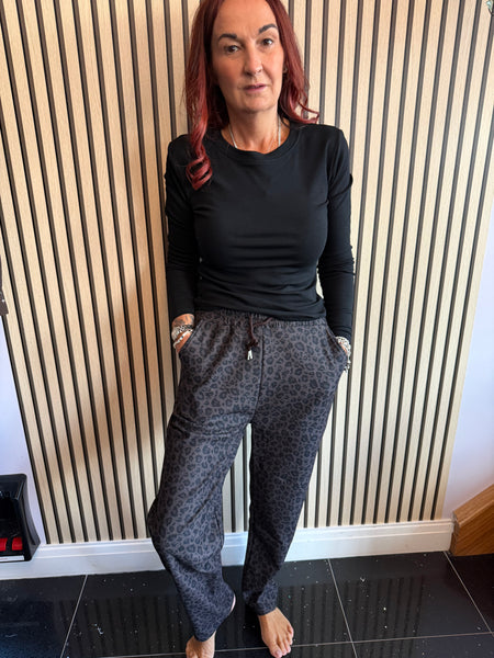Leopard trousers