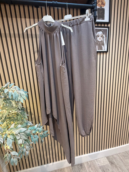 Crinkle Palazzo trousers /Halter-neck top