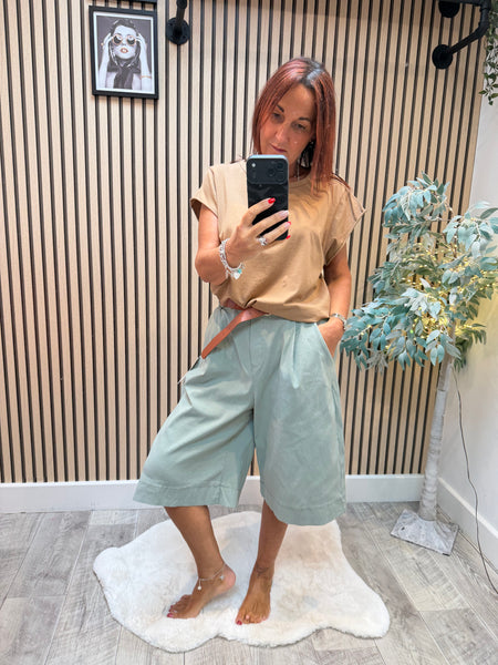 Smart Bermuda Shorts