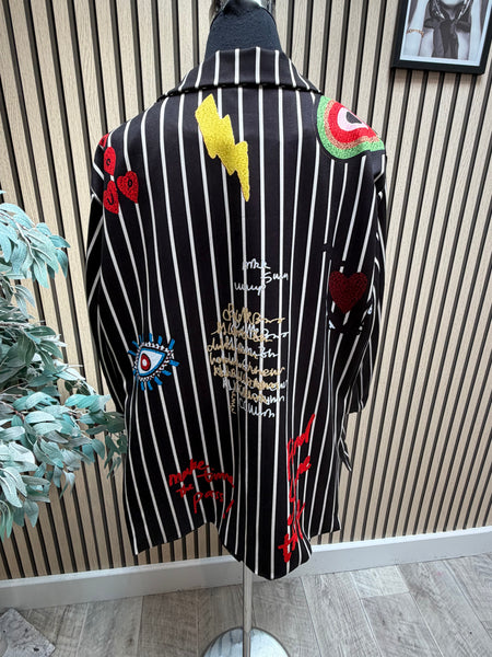 Graffiti / pinstriped Blazer