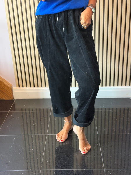 Jumbo Cord Barrel leg Trousers