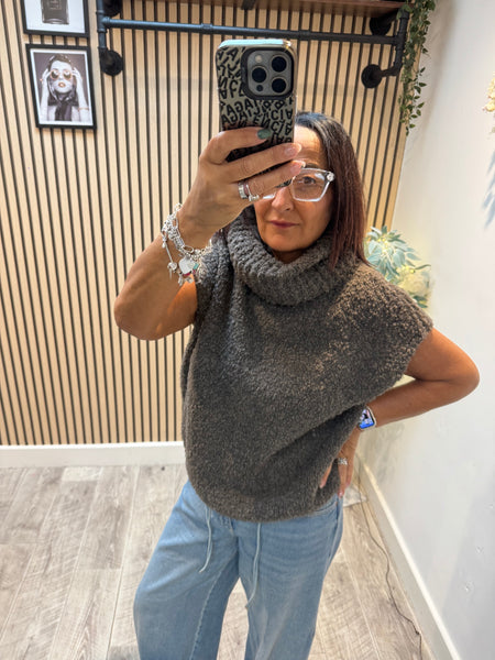 Roll Neck Popcorn Knit Tank Top