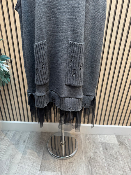 ID Curve Knitted  Sleeveless Tunic with Tulle Frill