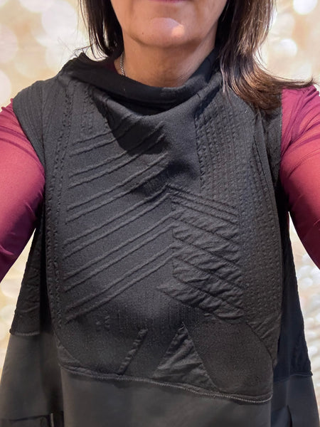 ID Textured Sleeveless Tunic