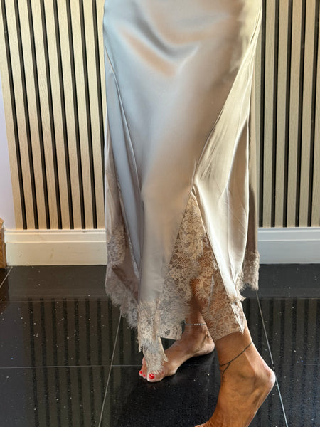 Studio Silky longline Dress with Lace trim