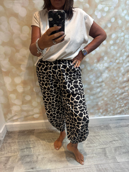 Silky balloon Trousers