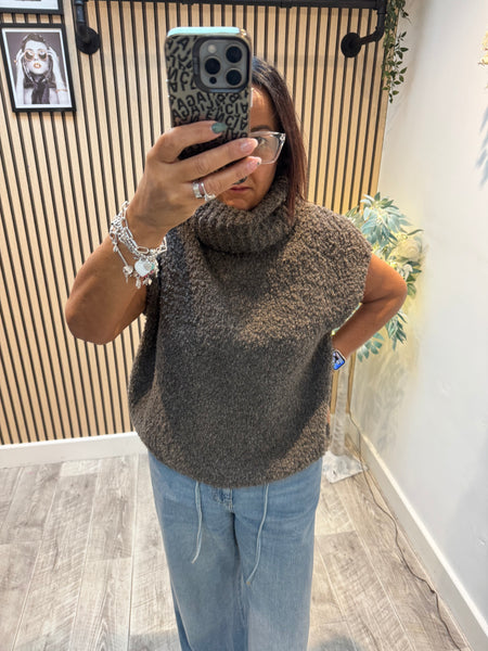 Roll Neck Popcorn Knit Tank Top