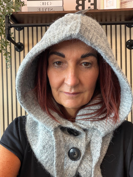 Double button Snood