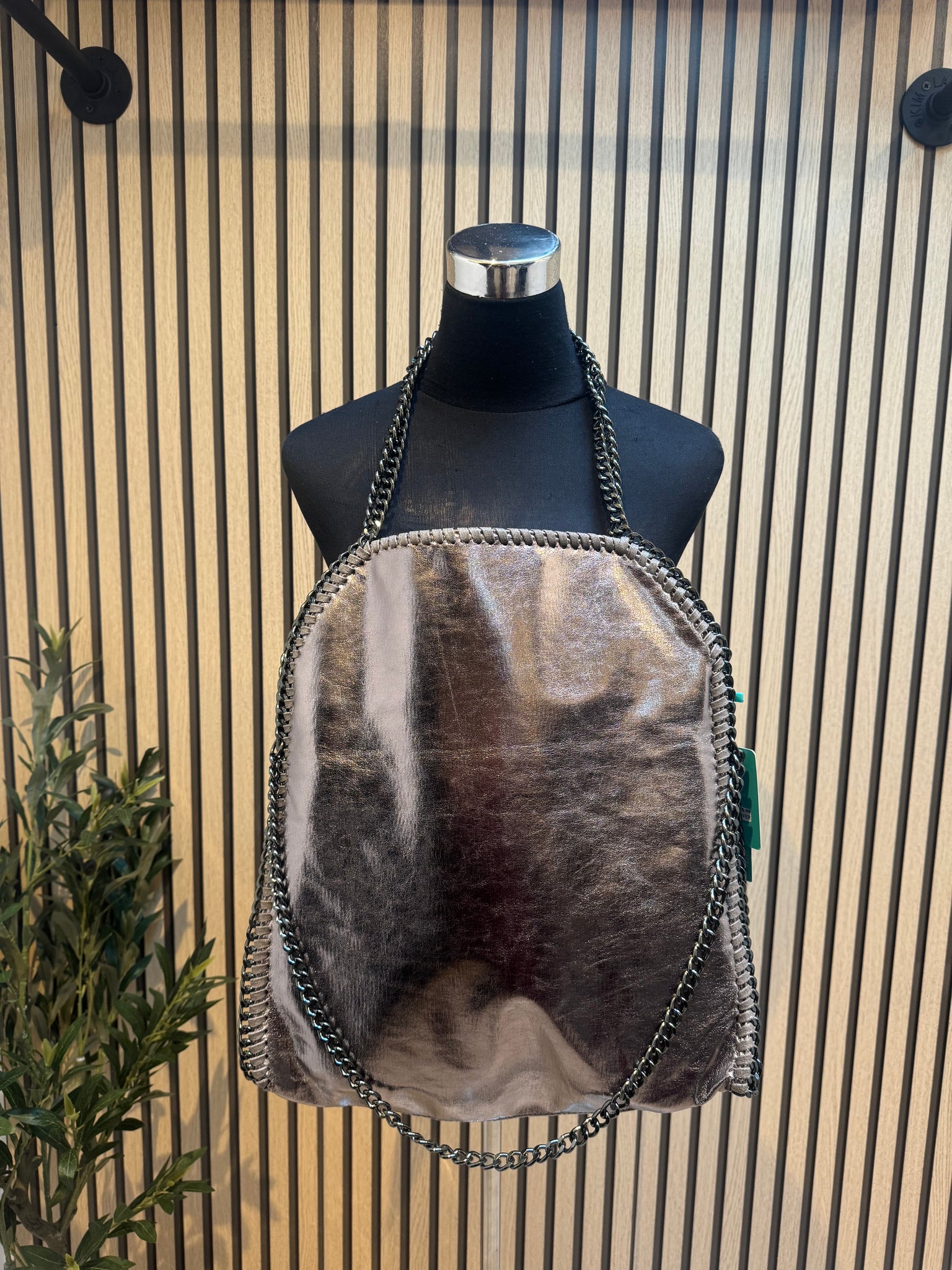 Stell@ Chain Shopper