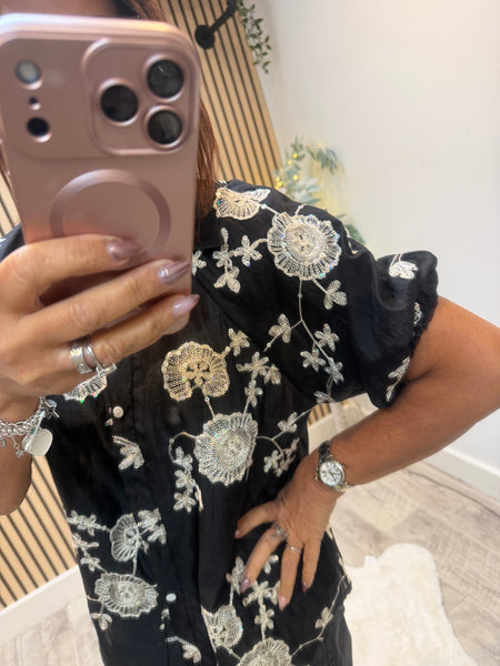 Embroidered Silky sheer Puff sleeve blouse