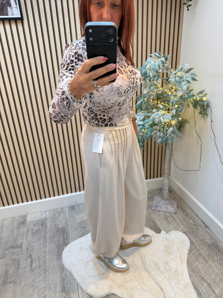 Cuffed Balloon leg  Trouser