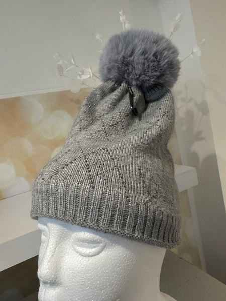 Pom Pom / embellished Bob hat