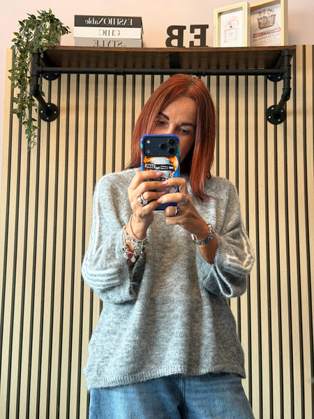 Striped sleeve Jumper