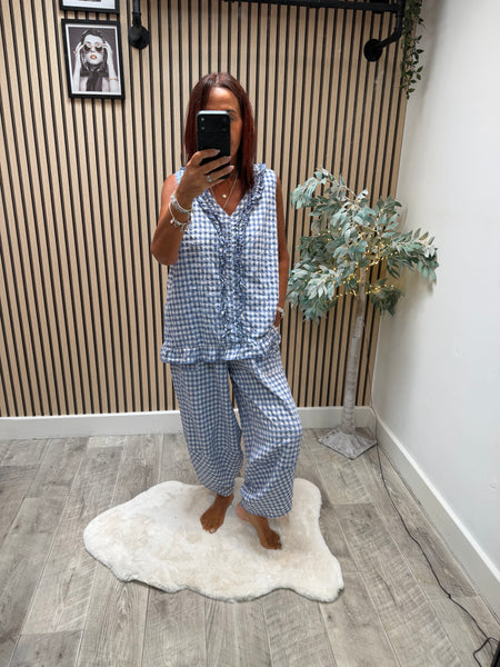 Gingham V neck top