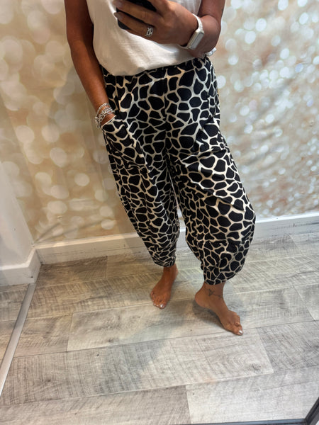Silky balloon Trousers