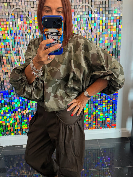 Camo Puff sleeve Top