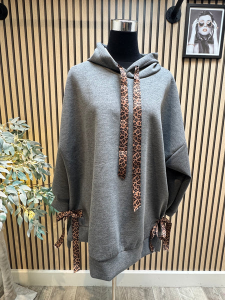 Hooded Sweatshirt with leopard ties