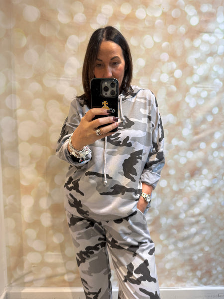 Camo Lounge / Jogger  set