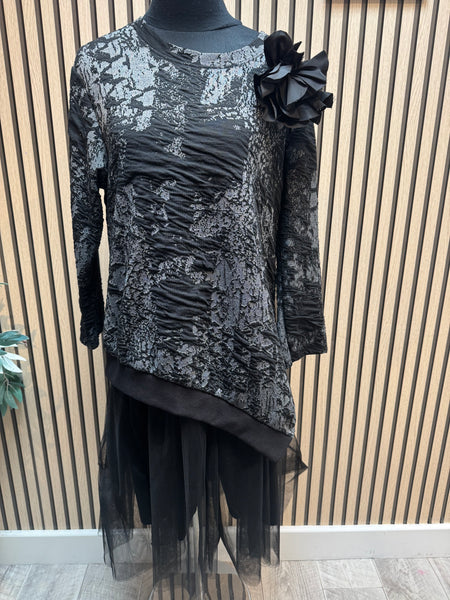 ID Textured / Circle Tulle Corsage Dress