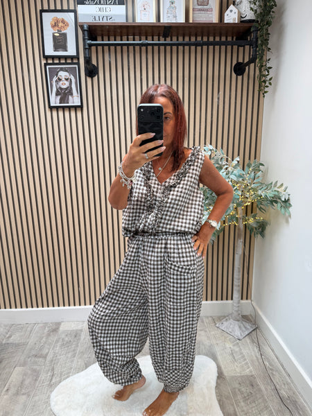 Gingham balloon leg trousers