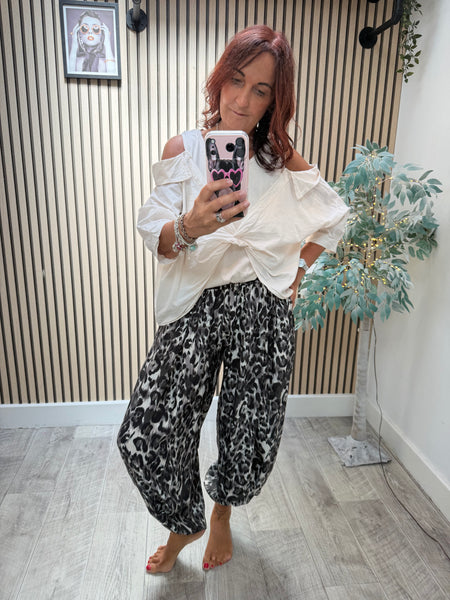 Cold Shoulder Tshirt / Shirt