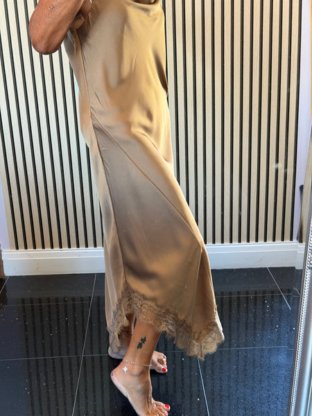 Studio Silky longline Dress with Lace trim