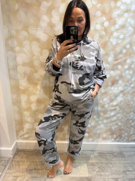 Camo Lounge / Jogger  set