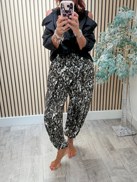 Wide waist Leopard BalloonTrousers