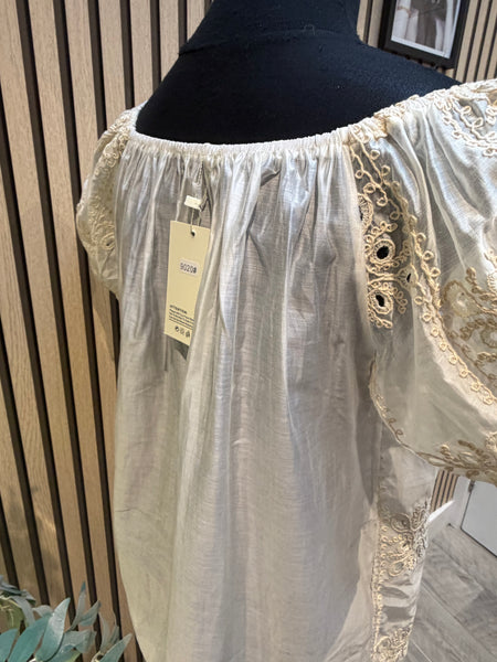 Broidery Anglais Bardot Top