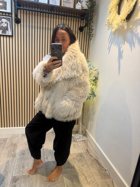 Luxe Fluffy Cropped Fur  Jacket