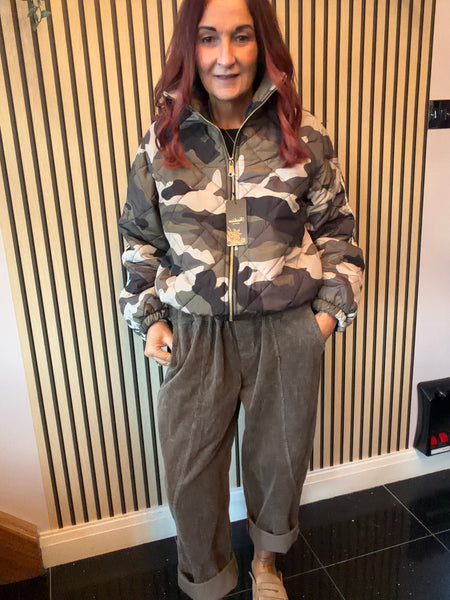 Jumbo Cord Barrel leg Trousers