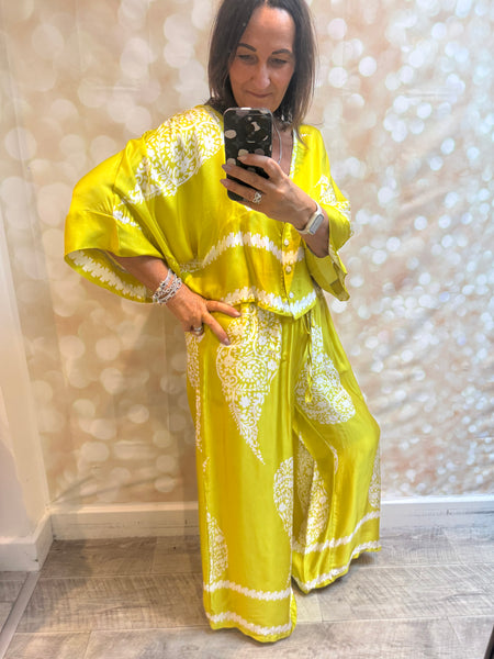 Studio silky Paisley Palazzo trousers / Jacket