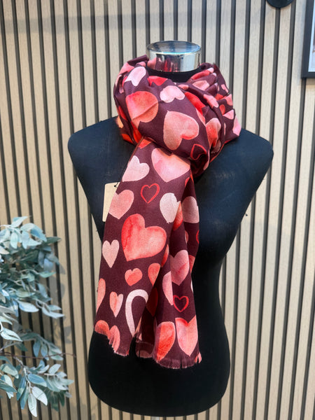 Heart design scarf