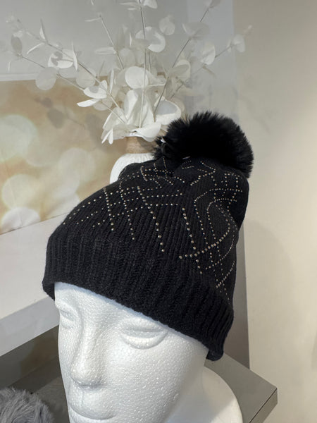 Pom Pom / embellished Bob hat