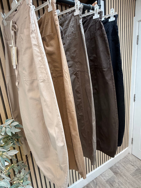 Canvas balloon leg trousers