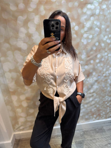 Applique Tie Front Cropped Shirt